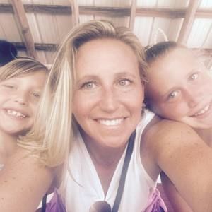 Meet your Posher, Angela